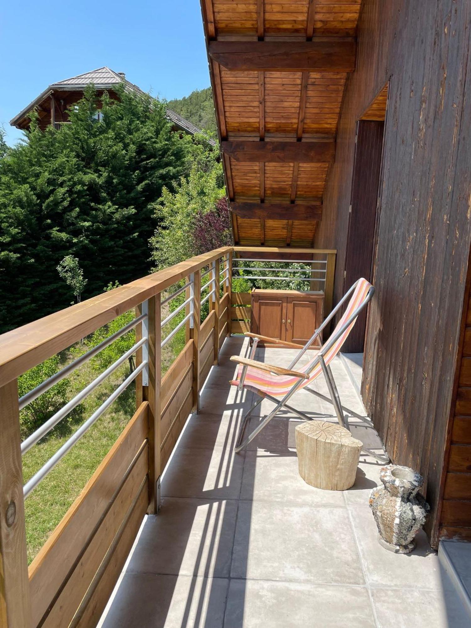 Gite Confort 15 Couchages, Vue Panoramique Montagne Hautes Alpes, Terrasses Embrun Exterior photo